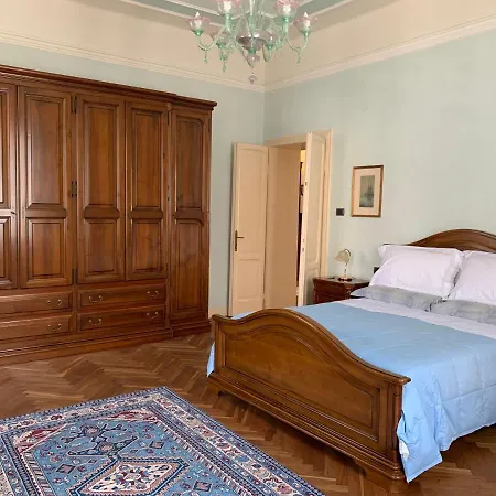 度假居 Residenza Porta Brescia 佩斯基耶拉德加达