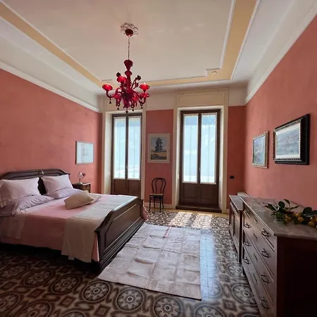 度假居 Residenza Porta Brescia 佩斯基耶拉德加达